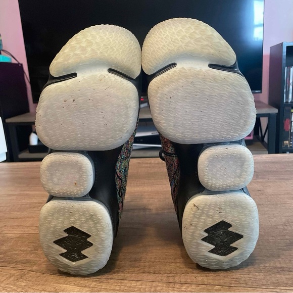 Lebron 15 “Four Horsemen”. Only worn a few times, box included. - Picture 5 of 5